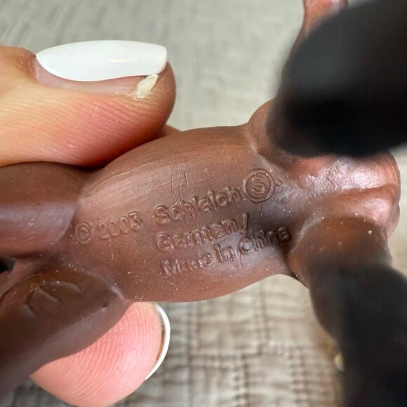 Schleich Lot of 4 Farm Zoo Animal Figures Horse Donkey Elephant Snow Leopard - Picture 7 of 10